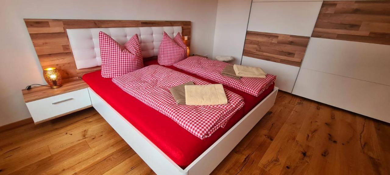Ferienwohnung Mit Sauna Am Alpsee ビュール・アム・アルプゼー エクステリア 写真