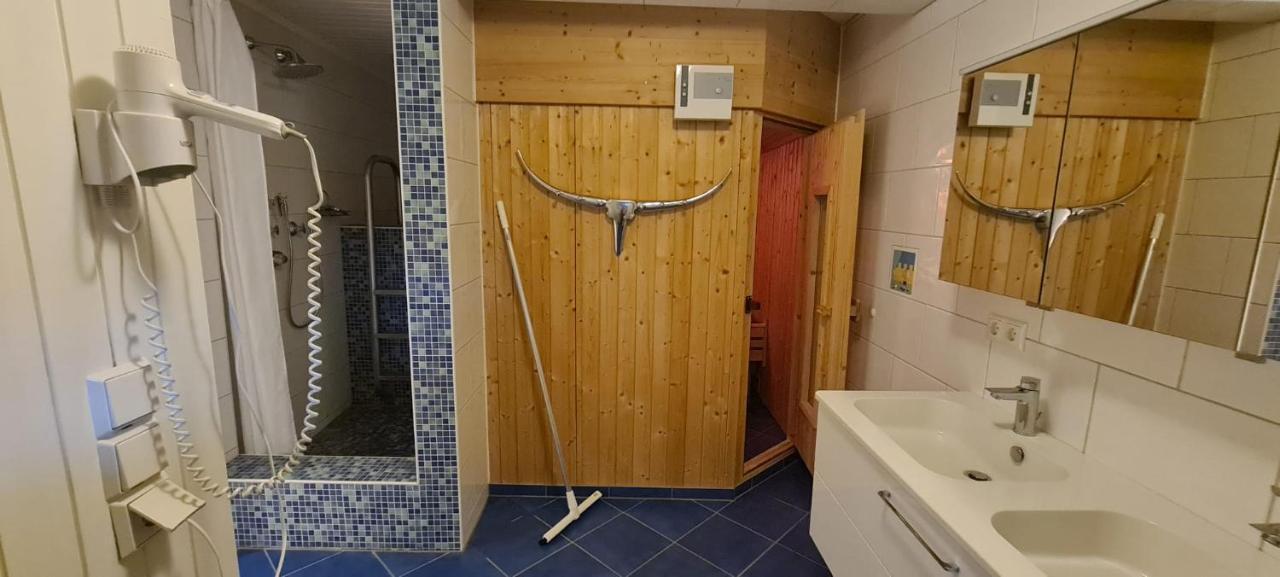 Ferienwohnung Mit Sauna Am Alpsee ビュール・アム・アルプゼー エクステリア 写真