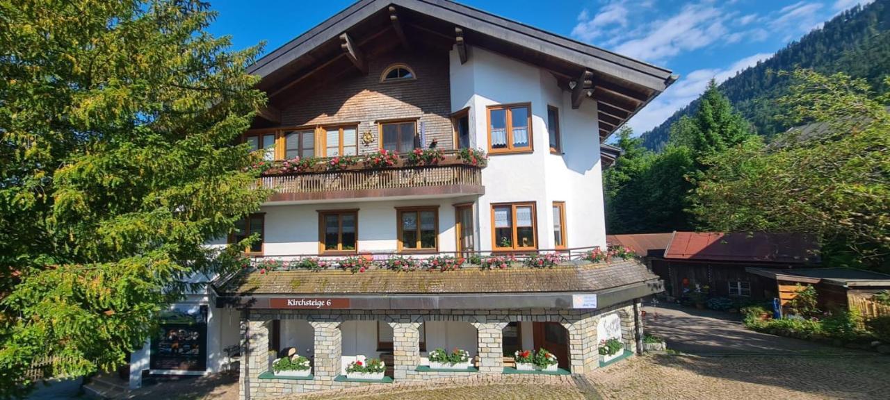 Ferienwohnung Mit Sauna Am Alpsee ビュール・アム・アルプゼー エクステリア 写真